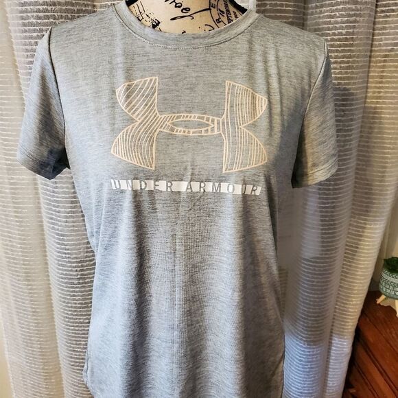 Nwot Under Armour loose fit t-shirt sz med - Picture 1 of 2